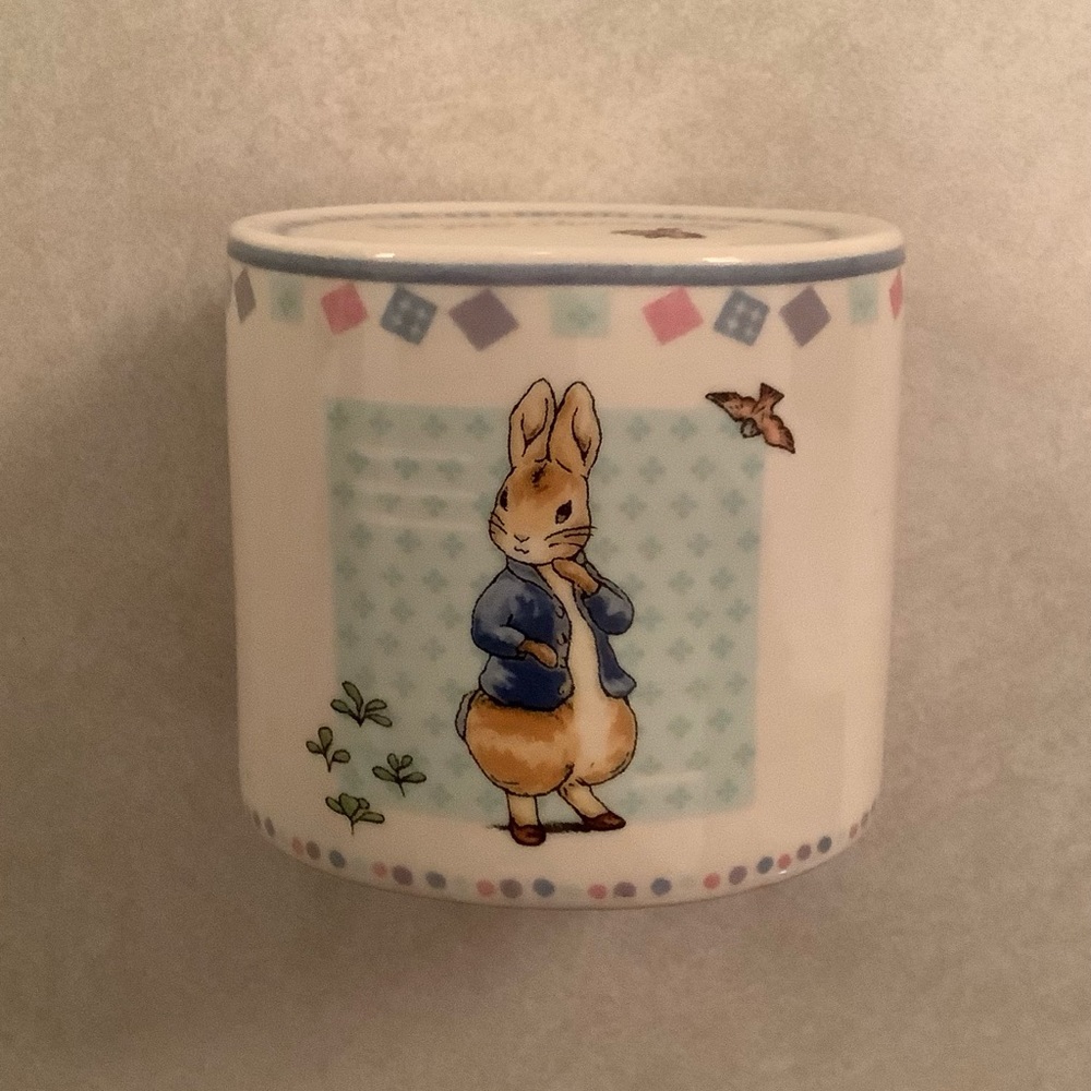 🤑Peter Rabbit Wedgewood Christening Box